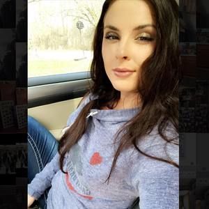 Meet your Posher, Gabby